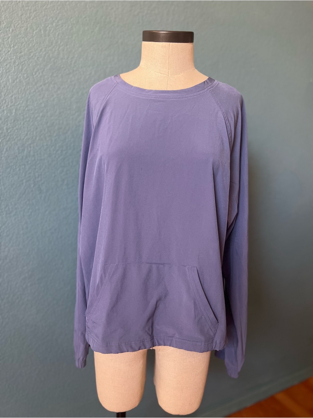Victoria Secret Sport long sleeve lightweight athletic top‎ in muted blue size L